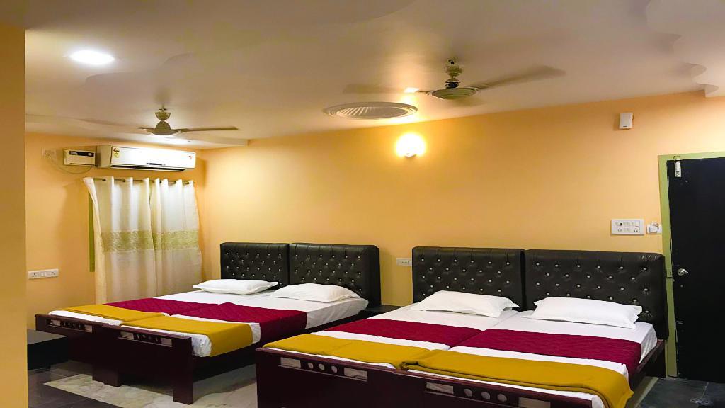 Royal Palace Marina Chennai Exterior photo