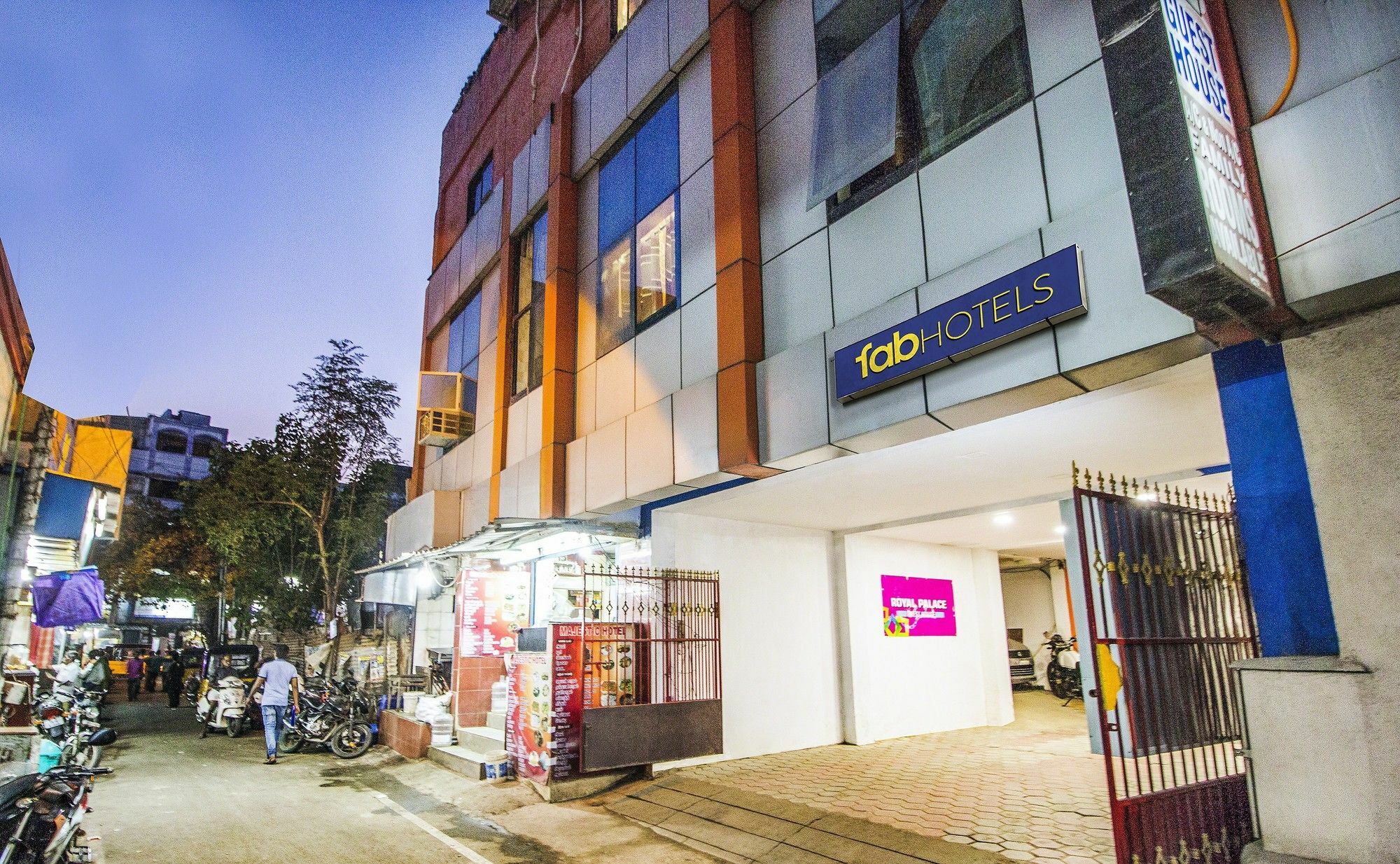 Royal Palace Marina Chennai Exterior photo